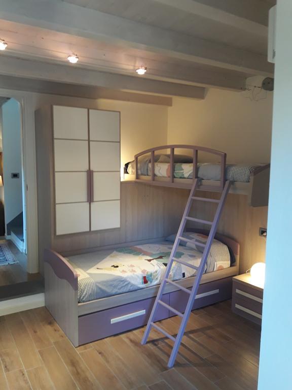 Appartement Residenza Borgo Antico à Monte Isola Extérieur photo