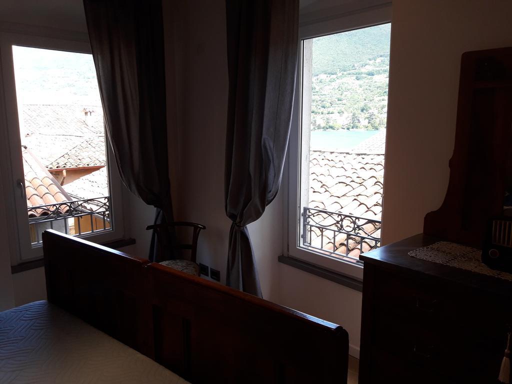 Appartement Residenza Borgo Antico à Monte Isola Extérieur photo