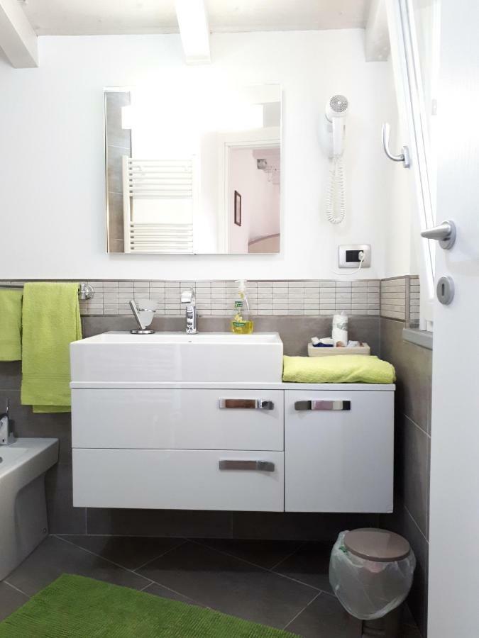 Appartement Residenza Borgo Antico à Monte Isola Extérieur photo